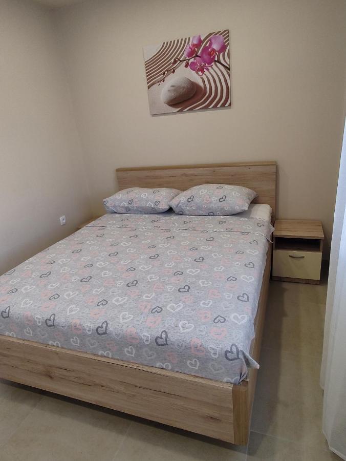 Apartment Josipa 3 *